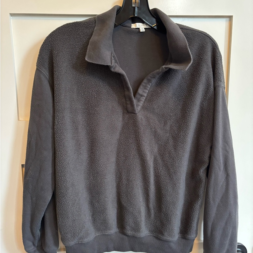 Z Supply Women's Charcoal V-Neck Sweater